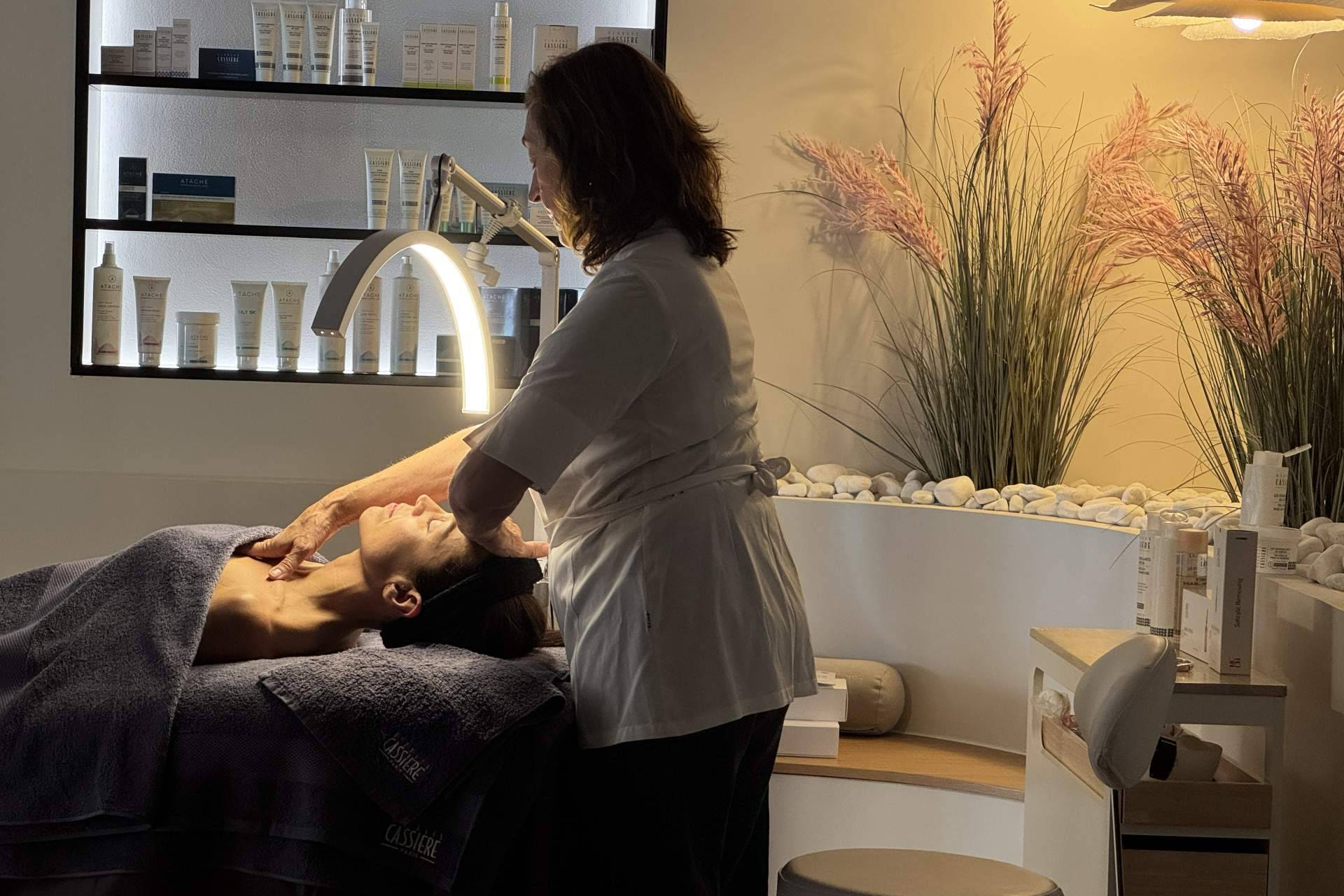 Las esteticistas han hablado. Estas son las 9 marcas profesionales de cabina que hacen un salón rentable