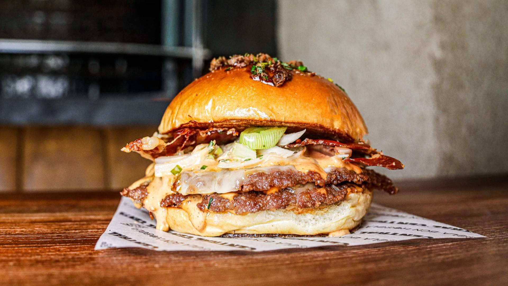 La hamburguesería de Barcelona que une buenos ingredientes e innovación en cada burger especial